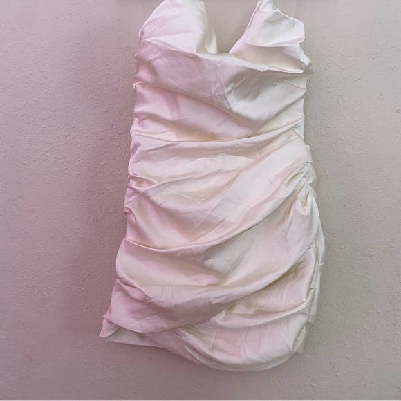 HOUSE OF CB 'Emanuela' Ivory white Draped Ruched Mini Dress NWOT size L - Picture 8 of 11